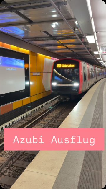 Wir waren mit unseren Azubis in Hamburg.🌼 •
•
•
•
 #zahntechnik #hamburg #portdeslumières #burger #team